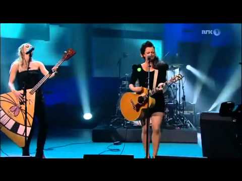 Katzenjammer - Land of Confusion (Live)