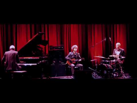 David Helbock Trio Live - Beethoven #7, 2nd Movement (Solopiano) + The Soul (Trio)