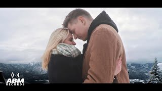 Musik-Video-Miniaturansicht zu Choć o tym nie wiesz Songtext von Adam Stachowiak feat. Anna Stachowiak