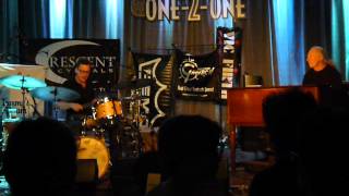 Stanton Moore (drums) jams with Red Young (Hammond B3)