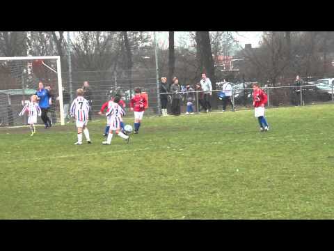 Wedstrijd F9 RKVV tegen Klundert F3 op 03-03-2012.