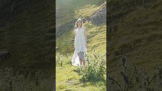 ?? #CaliforniaDream #CHUNGHA #PurpleOcean #Mittens