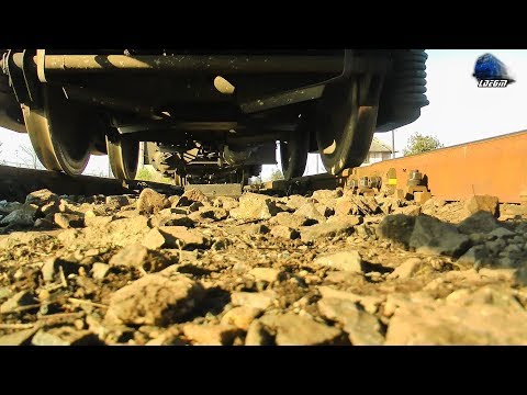 Sub/Under LDH1250 80-0489-2 la Manevră/Shunting in Gara Episcopia Bihor Station - 01 December 2018