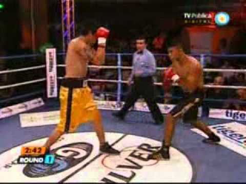 Nicolás Darío López vs. Pedro Ramón "Rocky" Flores