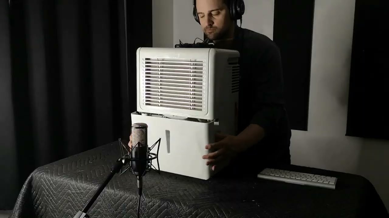DUSKOsound sound design sizzler reel, opens with foley performance