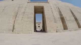 preview picture of video 'Medinet Habu, Luxor, Egypt'