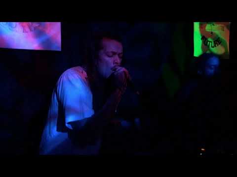 Lyrical Benjie live at the Roots for the Youths benefit in Amsterdam