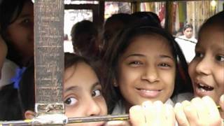preview picture of video '(India) Fantastic Delhi children!!'