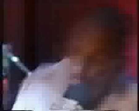 Tricky - 'The moment i feared' live on Jools Holland (1998)