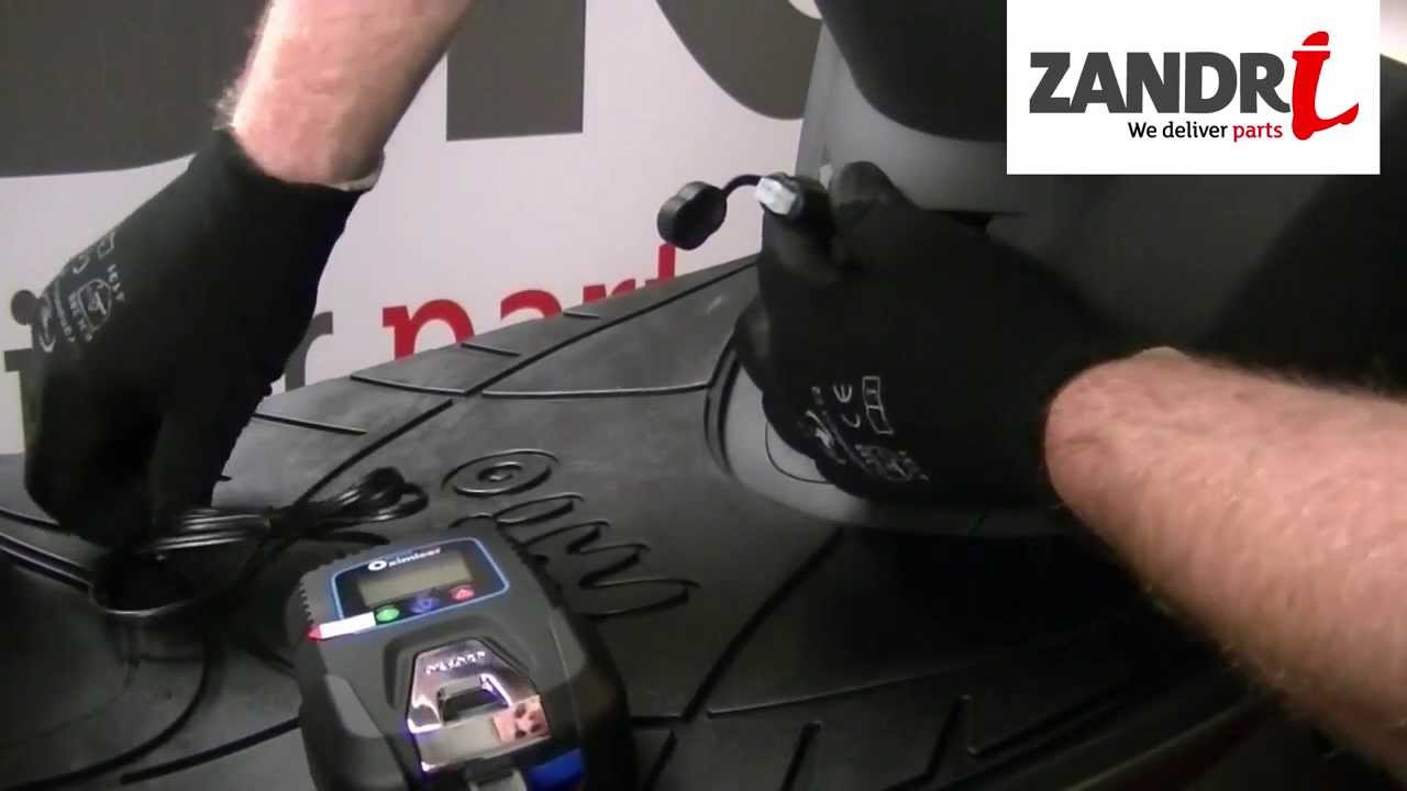 Accu druppellader aansluiten | Sym Mio