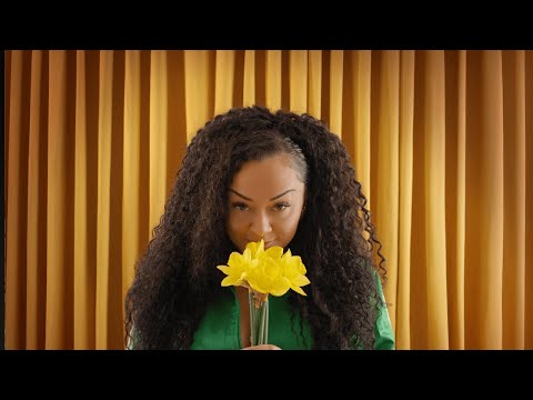 Aleighcia Scott - Dod o'r Galon