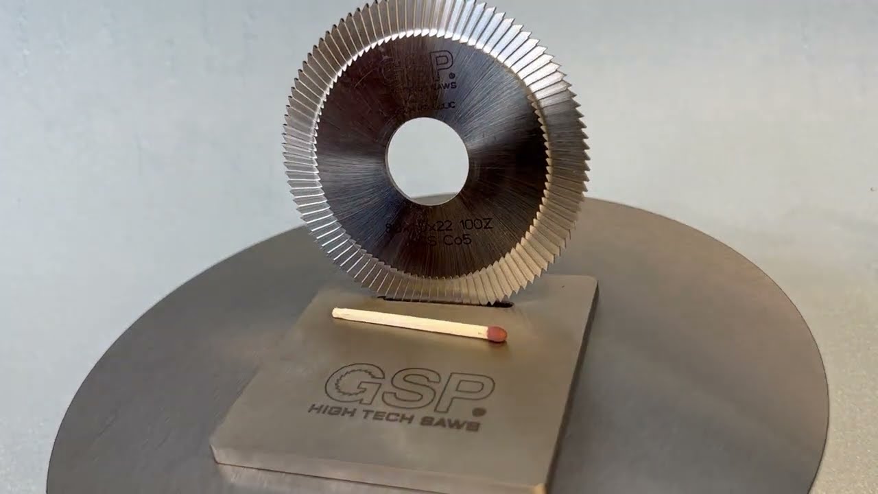 HSS milling cutter with side clearance teeth for key duplicating machines