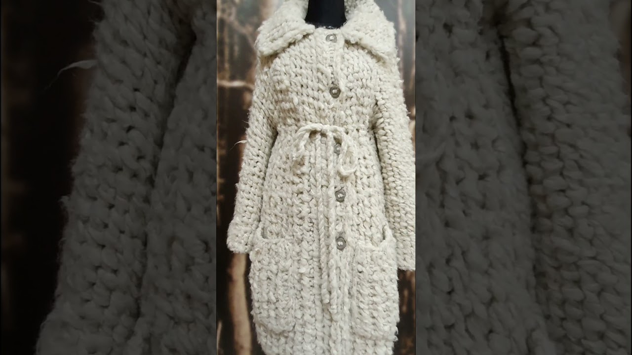 Cudny płaszczyk wykonany na drutach z wloskiej alpaki...