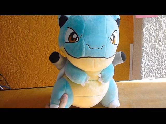 Vídeo relacionado con Pokémon Peluche Blastoise Peluche Suave de 30 cm con Detalles auténticos