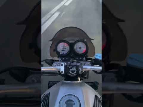 Honda hornet 600.Разгон!Когда решил засунуть телефон в шлем))🪖 Как будто экшн камера.