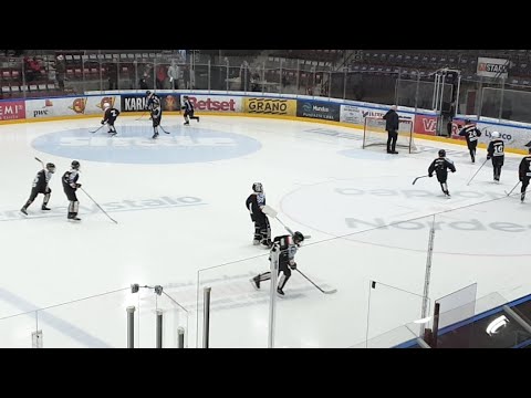 JYP AA E1-07-HCNokia AA E1-07 31.3.2019 2. peli