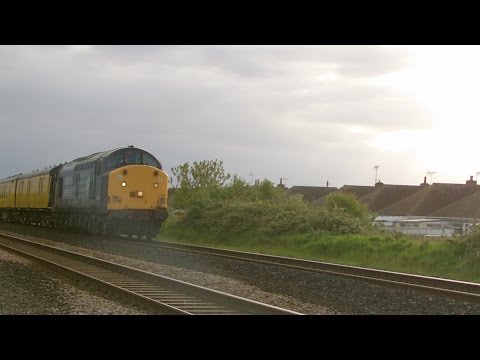 Prestatyn 18.5.2016 - DRS 37601 37 Fifty & DBSO 9702 - Network Rail test train