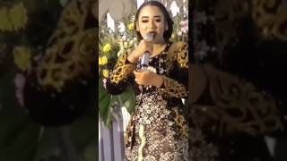 Download lagu Niken Salindry - Jaran Goyang #nikensalindri #wayangkulit #campursari #beranda mp3 Download lagu Niken Salindry - Jaran Goyang #nikensalindri #wayangkulit #campursari #beranda mp3
