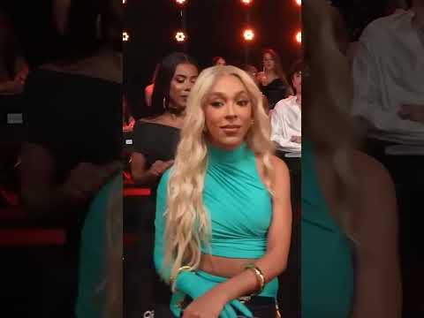 Bianca dela fancy batendo em deputada Érika Hilton em Leilão da Blogueirinha