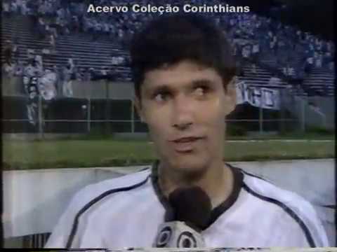 Corinthians 5 x 2 Portuguesa - 08 / 04 / 2001