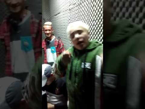 MC Pikachu & MCDiiH Medley GR6 Explode