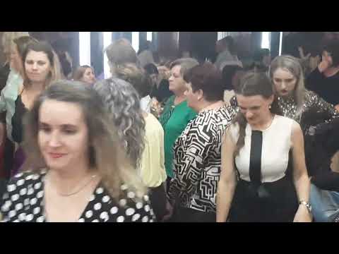 kolo  kolo veselo  Fis Vitez 12.11.2022 preko  1000 zena Mirza  Šut