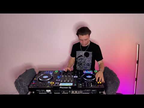 AQUE - MISTRZOSTWA POLSKI DJ'ÓW CLUBSOUND DJ'S CUP 2025  - ZGŁOSZENIE