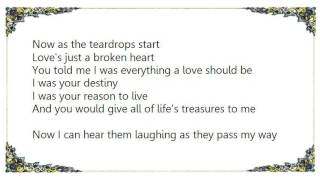 Cilla Black - Love's Just a Broken Heart Lyrics