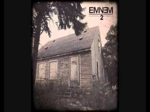 The Monster (Instrumental with Hook) - Eminem (feat. Rihanna)