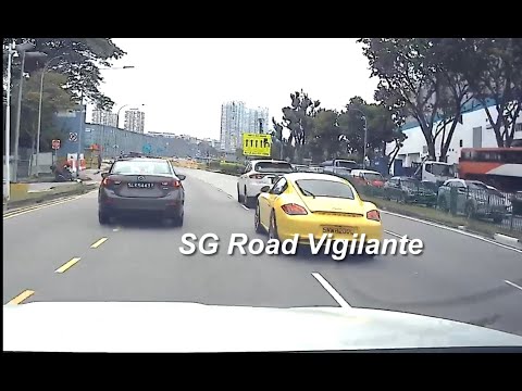 8jan2026  ang mo kio ave 12 - 3 vehicles turning right on 3 right turn lanes