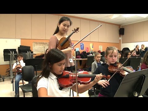 World Class Violinist Visits Palm Beach Public