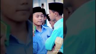 Download lagu PESANTREN, MINIATUR SURGA (GONTOR) mp3