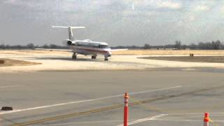 preview picture of video 'Envoy Air (American Eagle) Flight 3072 - Very Last ERJ Arrival at COU'