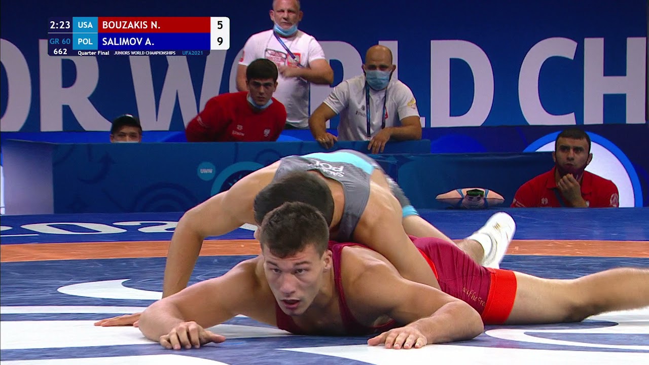 Atleta Anatoly Palamarev ucraino SSR dopo la vittoria nella libera di  wrestling finali di ottava Estate Spartakiad del Foto stock - Alamy