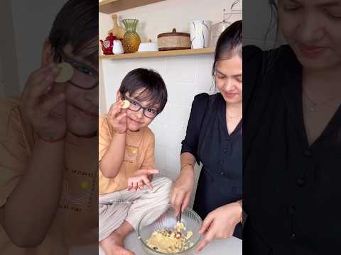 Aaj chote chef sikha rhe cute recipe