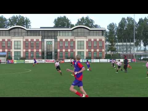 08-10-2016: CVC Reeuwijk JO13-1 - Alphense Boys JO13-4 (1e helft) Ruststand 1-1