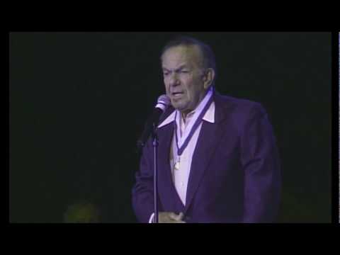 Jack Carter keeps them laughing for 20  minutes