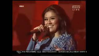AGNEZ MO - Hide And Seek, Flying High, Shut Em Up (Viva La Vida Live 2013)