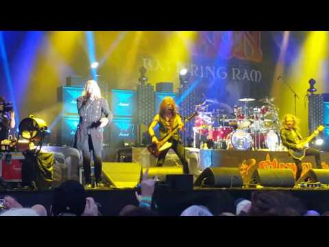 Saxon  'Stangers in the night' Live at Ramblin Man Fair  27/07/2017
