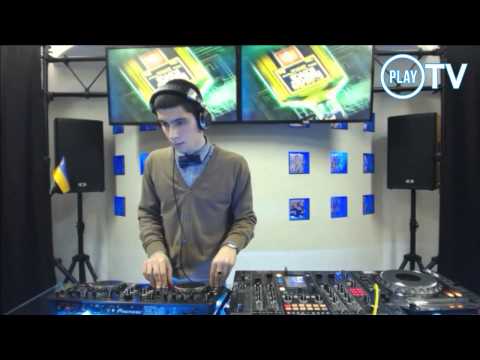 Live @PlayTV 18.11.2014 - Willkey