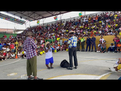 Le quiere quitar todo a el papá #humor #viralvideo #video #clarinet