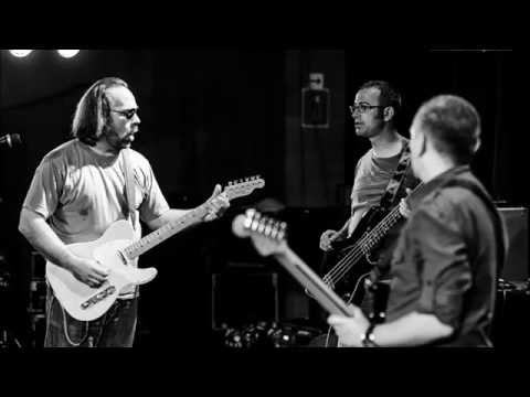 Bulevar vodenih mozaika - Domovina (Official Single)