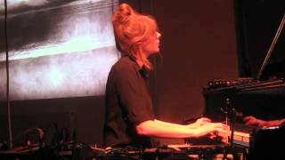 Poppy Ackroyd - Glass Sea (Live @ Cafe OTO, London, 20/12/14)