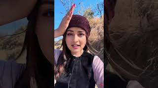 Riya Das - Din Bhar Phone Chalate Rahte Ho