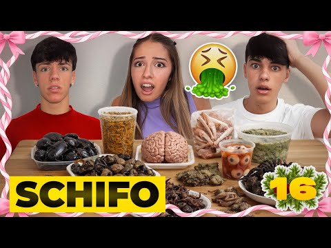 🤢 MAYBE WE OVERDID IT: LET'S TRY SOME DISGUSTING FOOD FROM JAPAN 😥 | #Vlogmas #16