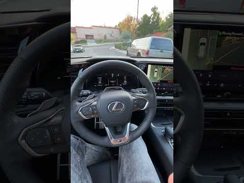 Automatic Parking in the 2024 Lexus TX #cartech #suv #lexus #lexusTX #TX500h #automaticparking