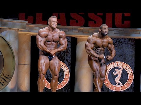 Dallas McCarver vs Cedric McMillan - 2017 Arnold Classic Bodybuilding Prejudging