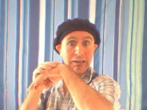 Bourvil La tactique du gendarme par Pep's !!!   playback