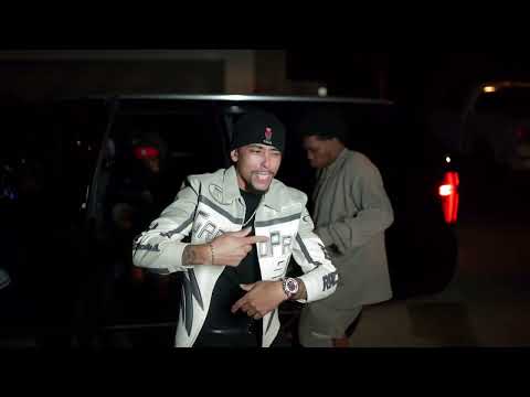 70thStreetCarlos Ft. OaktownTrey - Trap Jumping (Official Video)