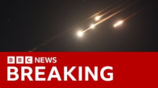 Download lagu Iran launches ballistic missiles at Israel | BBC News mp3